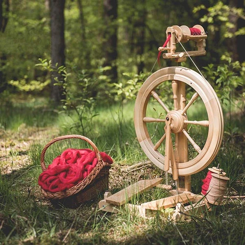 Kromski Sonata Spinning Wheel - Walnut Finish 4 Kromski Sonata Spinning Wheel - Walnut Finish - Image 2